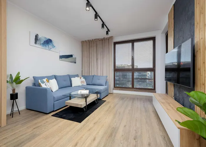 Stylish Apartment With Parking By Noclegi Renters